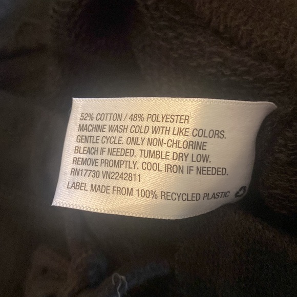 Mossimo Shorts - Picture 4 of 5